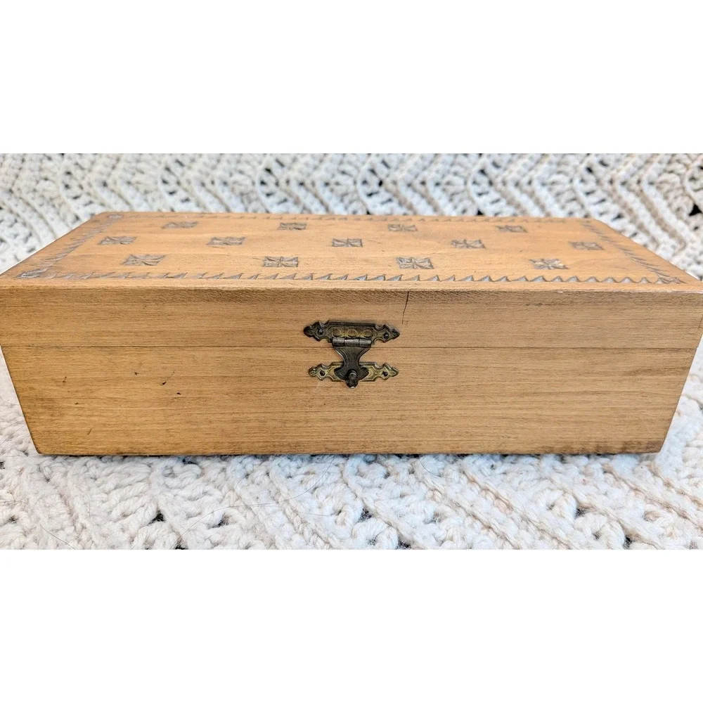 Vintage Hand Carved Wooden Trinket Jewelry Box Lined Rectangular Latch 9.5in